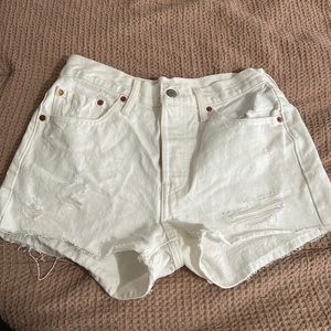 Levi’s 501 size 27